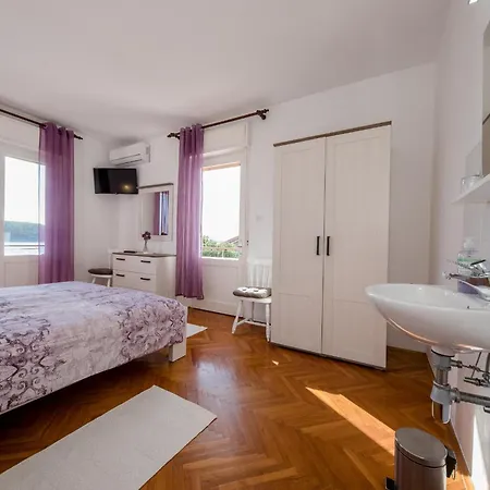 Vendégház Sabina & Barbat na Rabu