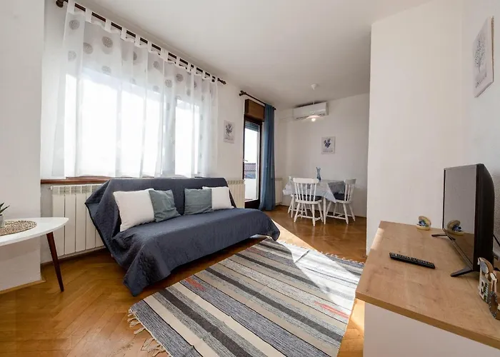 Gostinjska kuća B&B Sabina Rooms & Apartments