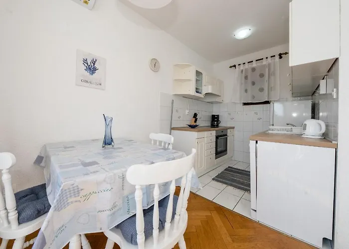 Gostinjska kuća B&B Sabina Rooms & Apartments Barbat na Rabu