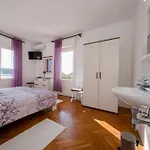 בית הארחה Sabina & Barbat na Rabu